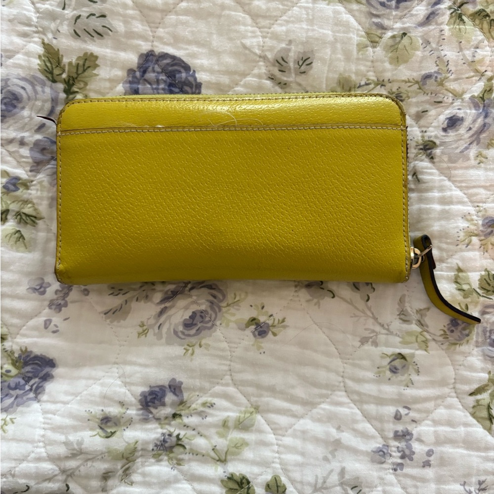 Kate Spade Green Wallet - Picture 2 of 3